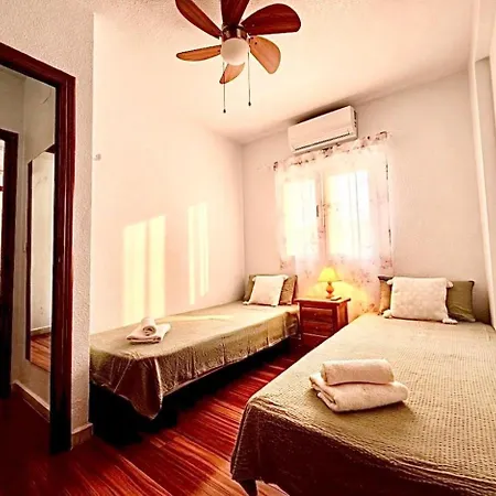 Апартаменти Apartment-house Sea View La Mata Торрев'єха