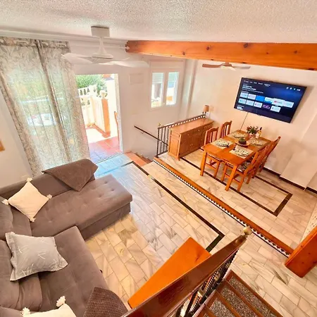 Апартаменти Apartment-house Sea View La Mata